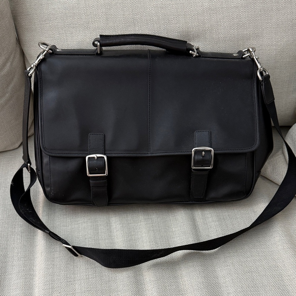 Black Leather Men's Messenger Bag